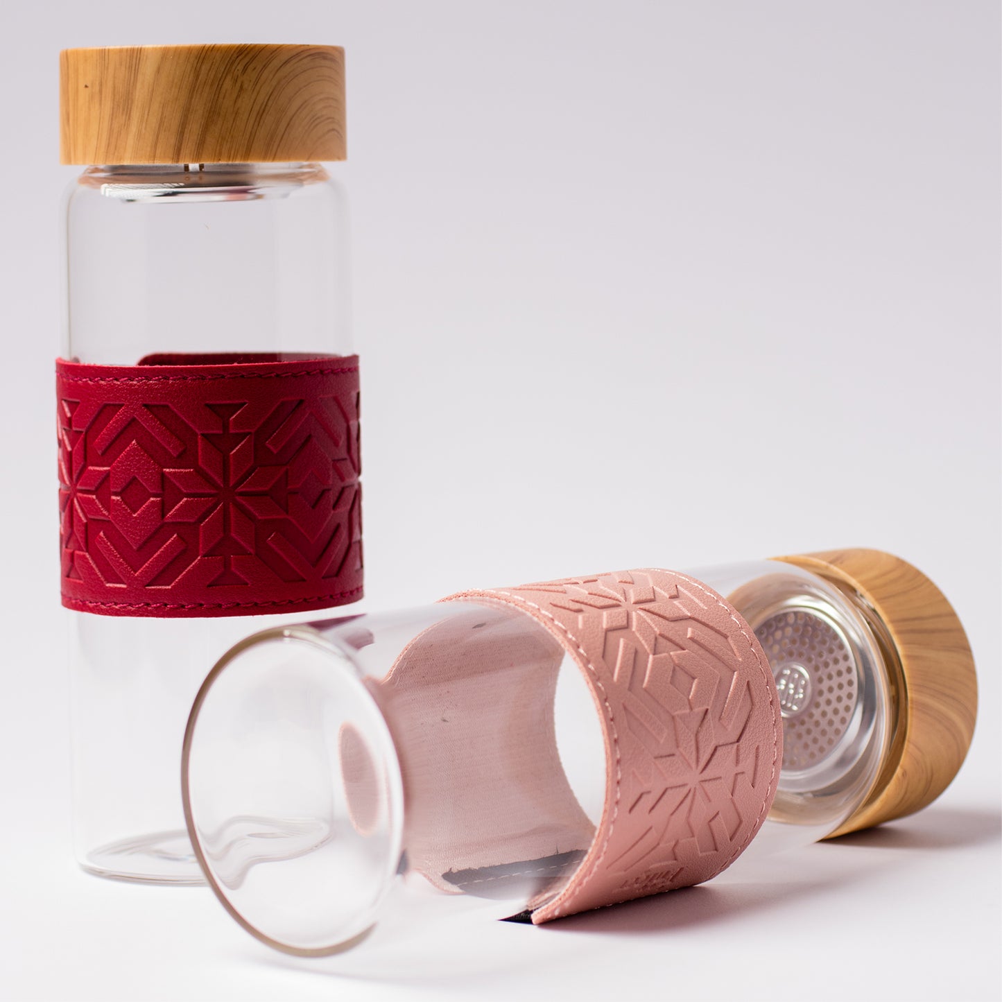 Sadu Glass Water Bottle Maroon