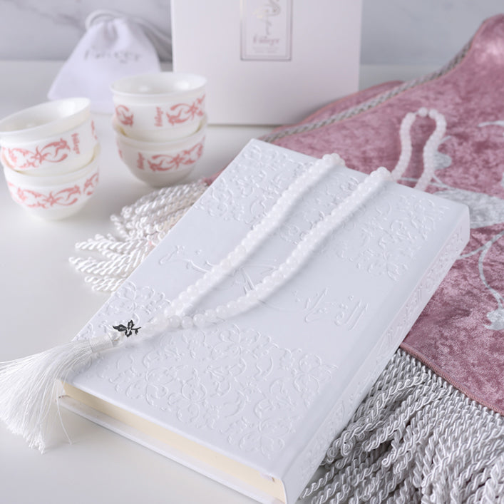 Quraan White