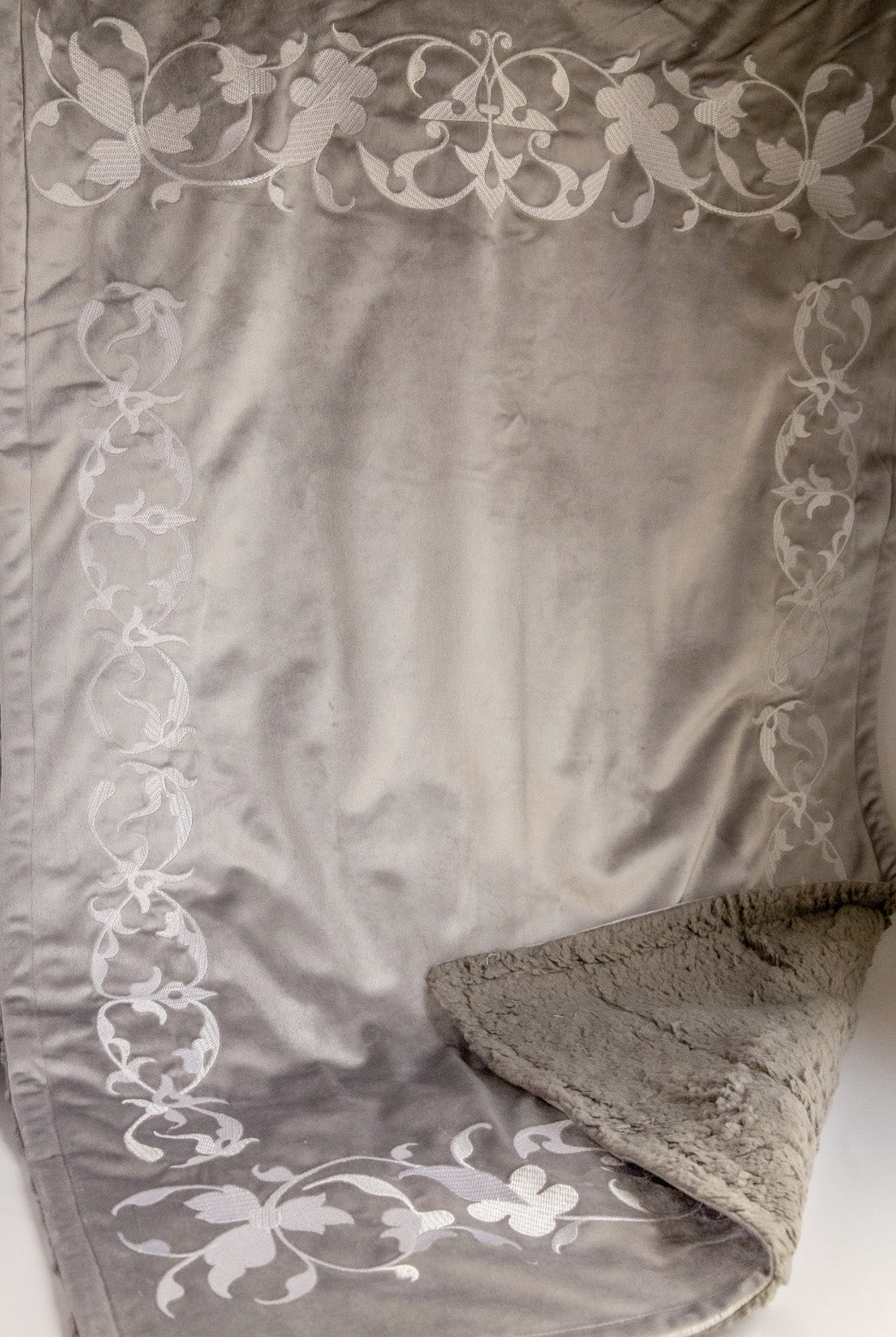Ramadan Gift 2020 GREY  هدية رمضان ٢٠٢٠ رمادي