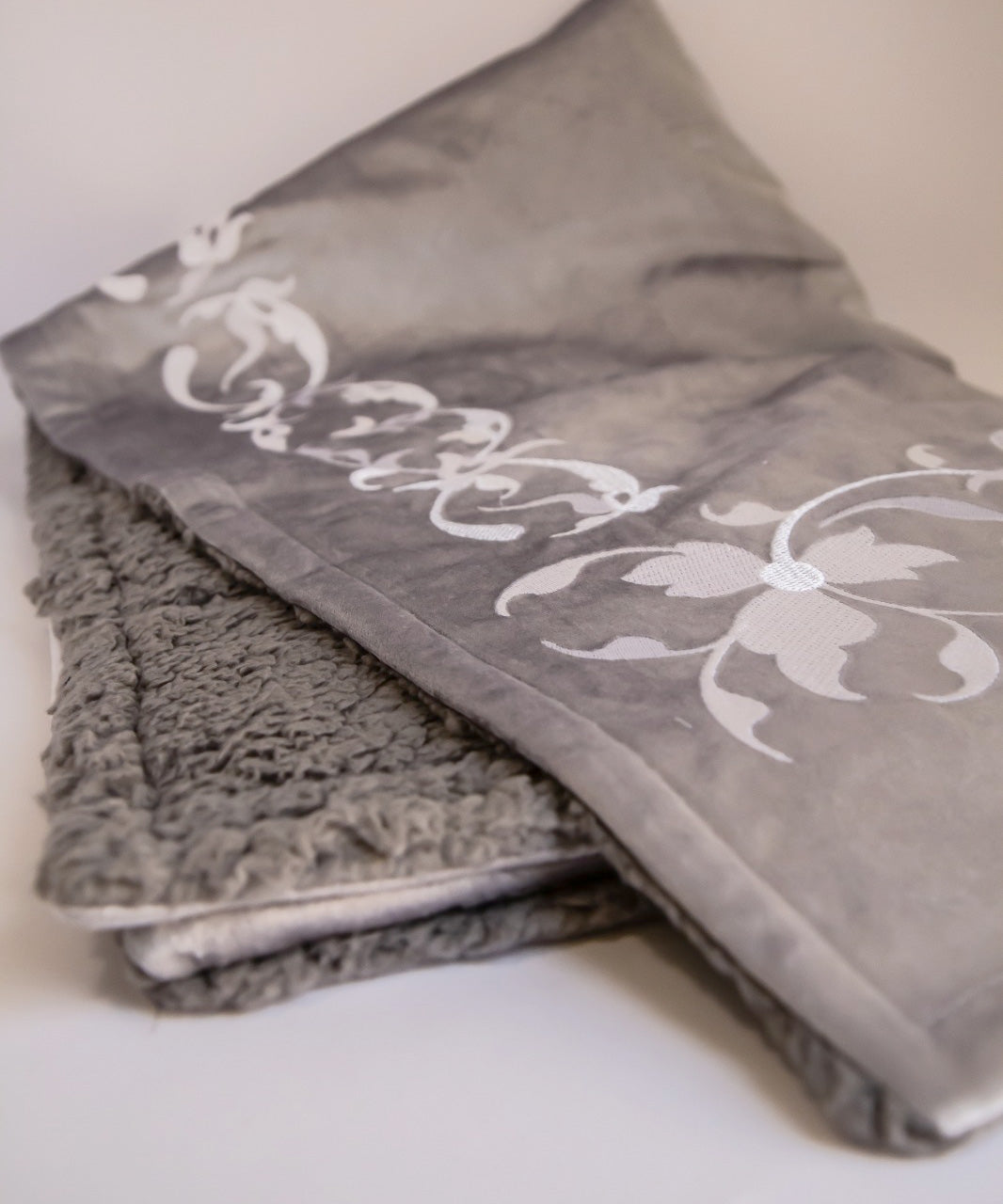 Without Quran Ramadan Gift GREY بدون مصحف هدية رمضان رمادي